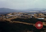 Immagine di Divisione Americal base Chu Lai Vietnam, 1967, secondo 11 filmato di repertorio 65675025759