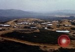 Immagine di Divisione Americal base Chu Lai Vietnam, 1967, secondo 17 filmato di repertorio 65675025759
