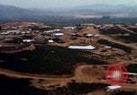 Immagine di Divisione Americal base Chu Lai Vietnam, 1967, secondo 19 filmato di repertorio 65675025759