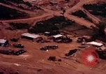 Immagine di Divisione Americal base Chu Lai Vietnam, 1967, secondo 30 filmato di repertorio 65675025759