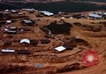 Immagine di Divisione Americal base Chu Lai Vietnam, 1967, secondo 46 filmato di repertorio 65675025759