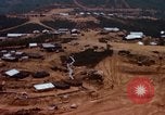 Immagine di Divisione Americal base Chu Lai Vietnam, 1967, secondo 58 filmato di repertorio 65675025759