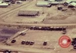 Immagine di Divisione Americal base Chu Lai Vietnam, 1967, secondo 25 filmato di repertorio 65675025761