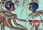 Standbild Tutanchamun gold Stuhl Ägypten, 1951, aus Sekunde 4 historischem Filmmaterial Videoclip 65675025774