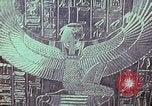 Standbild Tutanchamun gold Stuhl Ägypten, 1951, aus Sekunde 48 historischem Filmmaterial Videoclip 65675025774