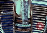 Standbild Tutanchamun gold Stuhl Ägypten, 1951, aus Sekunde 56 historischem Filmmaterial Videoclip 65675025774