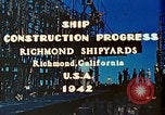 Standbild Bau von Liberty Schiffe in Zweiten Weltkrieg California United States USA, 1942, aus Sekunde 3 historischem Filmmaterial Videoclip 65675025784