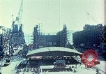 Standbild Bau von Liberty Schiffe in Zweiten Weltkrieg California United States USA, 1942, aus Sekunde 32 historischem Filmmaterial Videoclip 65675025784