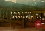 Image Fabrication de coquilles latérales en acier pour le Liberty Ship dans Seconde Guerre Mondiale California United States USA, 1942, de la seconde 9 séquences d'archives historiques vidéo 65675025788