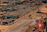 Image Fabrication de coquilles latérales en acier pour le Liberty Ship dans Seconde Guerre Mondiale California United States USA, 1942, de la seconde 33 séquences d'archives historiques vidéo 65675025788