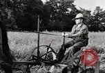 Standbild Farm Life Michigan United States USA, 1941, aus Sekunde 37 historischem Filmmaterial Videoclip 65675025818