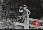 Standbild Farm Life Michigan United States USA, 1941, aus Sekunde 9 historischem Filmmaterial Videoclip 65675025821