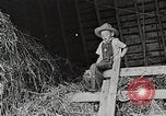 Standbild Farm Life Michigan United States USA, 1941, aus Sekunde 36 historischem Filmmaterial Videoclip 65675025821