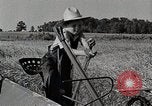 Image farm life Michigan United States USA, 1941, de la seconde 29 séquences d'archives historiques vidéo 65675025823