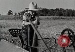 Image farm life Michigan United States USA, 1941, de la seconde 33 séquences d'archives historiques vidéo 65675025823