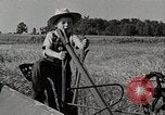 Image farm life Michigan United States USA, 1941, de la seconde 37 séquences d'archives historiques vidéo 65675025823