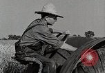 Image farm life Michigan United States USA, 1941, de la seconde 43 séquences d'archives historiques vidéo 65675025823