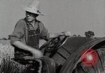 Image farm life Michigan United States USA, 1941, de la seconde 44 séquences d'archives historiques vidéo 65675025823
