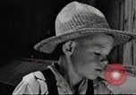 Standbild Farm Life Michigan United States USA, 1941, aus Sekunde 52 historischem Filmmaterial Videoclip 65675025827
