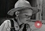 Standbild Farm Life Michigan United States USA, 1941, aus Sekunde 54 historischem Filmmaterial Videoclip 65675025827