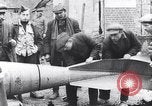 Image torpille ouvert Belgique, 1916, de la seconde 22 séquences d'archives historiques vidéo 65675025849
