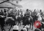 Standbild Anreise von Prinz Mirko Scutari Albanien, 1913, aus Sekunde 18 historischem Filmmaterial Videoclip 65675025865