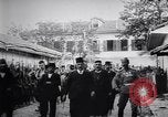 Standbild Anreise von Prinz Mirko Scutari Albanien, 1913, aus Sekunde 24 historischem Filmmaterial Videoclip 65675025865