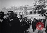 Standbild Anreise von Prinz Mirko Scutari Albanien, 1913, aus Sekunde 27 historischem Filmmaterial Videoclip 65675025865