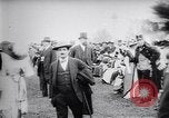 Image course de chevaux Derby en Autriche Vienne Autriche Freudenau, 1912, de la seconde 22 séquences d'archives historiques vidéo 65675025869