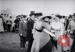 Image course de chevaux Derby en Autriche Vienne Autriche Freudenau, 1912, de la seconde 39 séquences d'archives historiques vidéo 65675025869