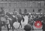 Standbild Mobilisierung von Soldaten Wien Österreich, 1914, aus Sekunde 18 historischem Filmmaterial Videoclip 65675025879