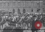 Standbild Mobilisierung von Soldaten Wien Österreich, 1914, aus Sekunde 22 historischem Filmmaterial Videoclip 65675025879