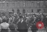 Standbild Mobilisierung von Soldaten Wien Österreich, 1914, aus Sekunde 23 historischem Filmmaterial Videoclip 65675025879