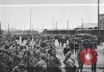 Standbild Mobilisierung von Soldaten Wien Österreich, 1914, aus Sekunde 37 historischem Filmmaterial Videoclip 65675025879