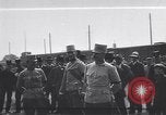 Standbild Mobilisierung von Soldaten Wien Österreich, 1914, aus Sekunde 42 historischem Filmmaterial Videoclip 65675025879