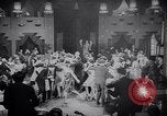 Image danser le Charleston Berlin Allemagne, 1925, de la seconde 17 séquences d'archives historiques vidéo 65675025889