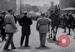 Standbild Herbert Hoover Albert Sarraut Max Schmeling Berlin Deutschland, 1936, aus Sekunde 29 historischem Filmmaterial Videoclip 65675025891