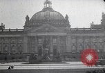 Standbild Springbrunnen und Statue Berlin Deutschland, 1914, aus Sekunde 24 historischem Filmmaterial Videoclip 65675025895