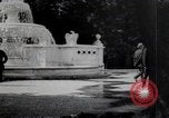 Standbild Springbrunnen und Statue Berlin Deutschland, 1914, aus Sekunde 46 historischem Filmmaterial Videoclip 65675025895