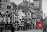 Standbild Denkmal enthüllen Wissembourg Elsass Frankreich, 1909, aus Sekunde 31 historischem Filmmaterial Videoclip 65675025897