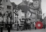 Standbild Denkmal enthüllen Wissembourg Elsass Frankreich, 1909, aus Sekunde 39 historischem Filmmaterial Videoclip 65675025897
