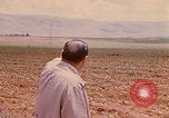 Standbild Szenen von eine straße Israel, 1968, aus Sekunde 56 historischem Filmmaterial Videoclip 65675025901
