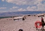 Standbild arabischen Flüchtlinge Israel, 1968, aus Sekunde 33 historischem Filmmaterial Videoclip 65675025902