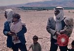 Standbild arabischen Flüchtlinge Israel, 1968, aus Sekunde 38 historischem Filmmaterial Videoclip 65675025902
