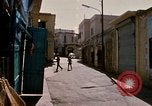 Standbild Menschen in der Stadt Baalbek im Libanon, 1968, aus Sekunde 38 historischem Filmmaterial Videoclip 65675025903