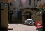Standbild Menschen in der Stadt Baalbek im Libanon, 1968, aus Sekunde 43 historischem Filmmaterial Videoclip 65675025903