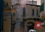 Standbild Menschen in der Stadt Baalbek im Libanon, 1968, aus Sekunde 44 historischem Filmmaterial Videoclip 65675025903