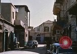 Standbild Menschen in der Stadt Baalbek im Libanon, 1968, aus Sekunde 57 historischem Filmmaterial Videoclip 65675025903
