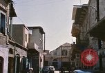 Standbild Menschen in der Stadt Baalbek im Libanon, 1968, aus Sekunde 59 historischem Filmmaterial Videoclip 65675025903