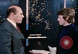 Standbild zwei grüne Plan technische Mitarbeiter Beirut Libanon, 1968, aus Sekunde 28 historischem Filmmaterial Videoclip 65675025907